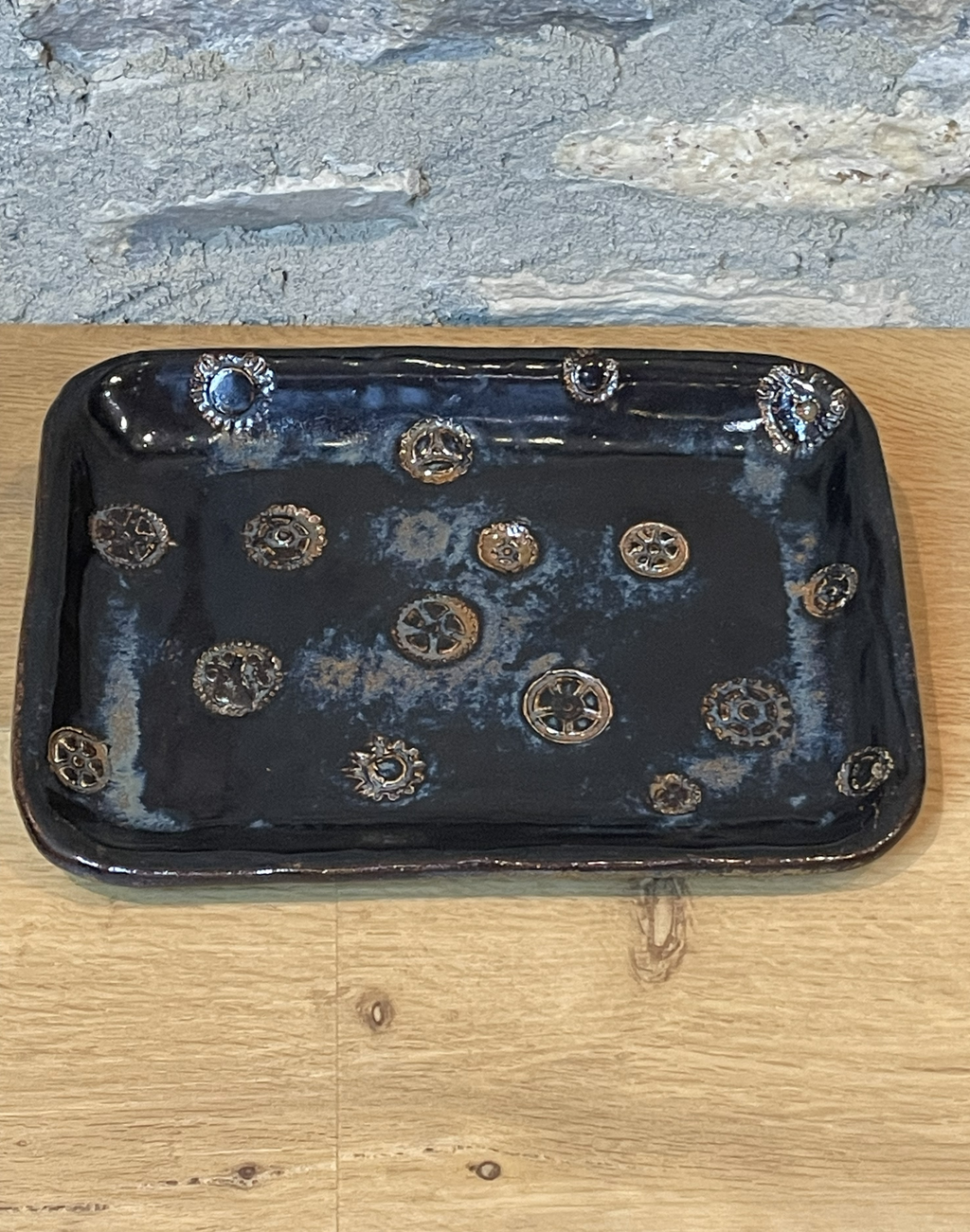Tray - Cog effect, Brown - 183