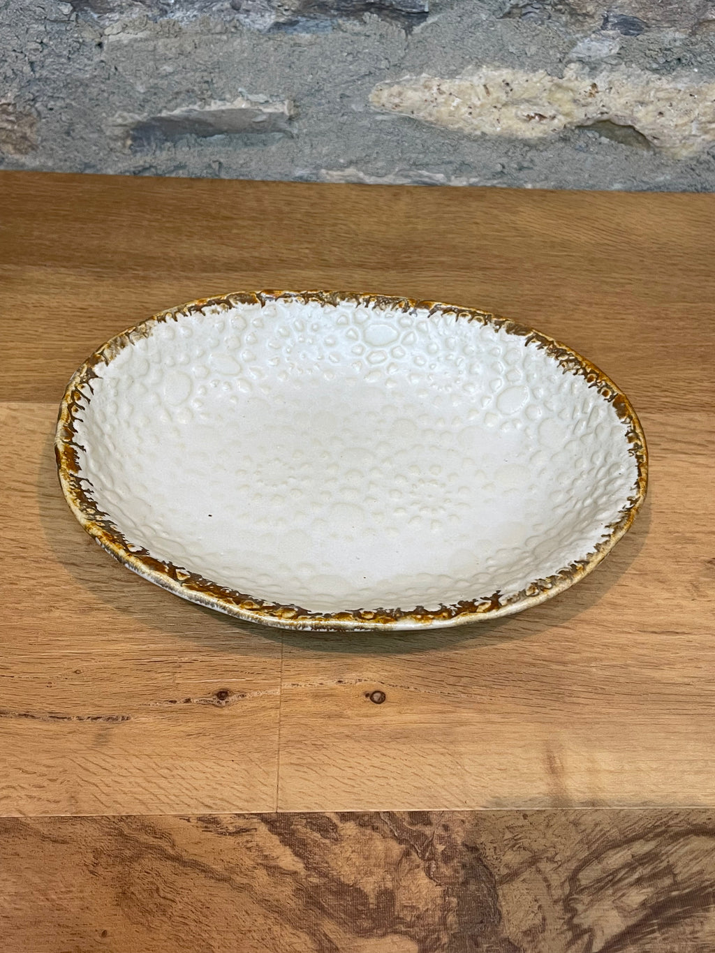 Bowl - Oval, Cream / Brown - 585