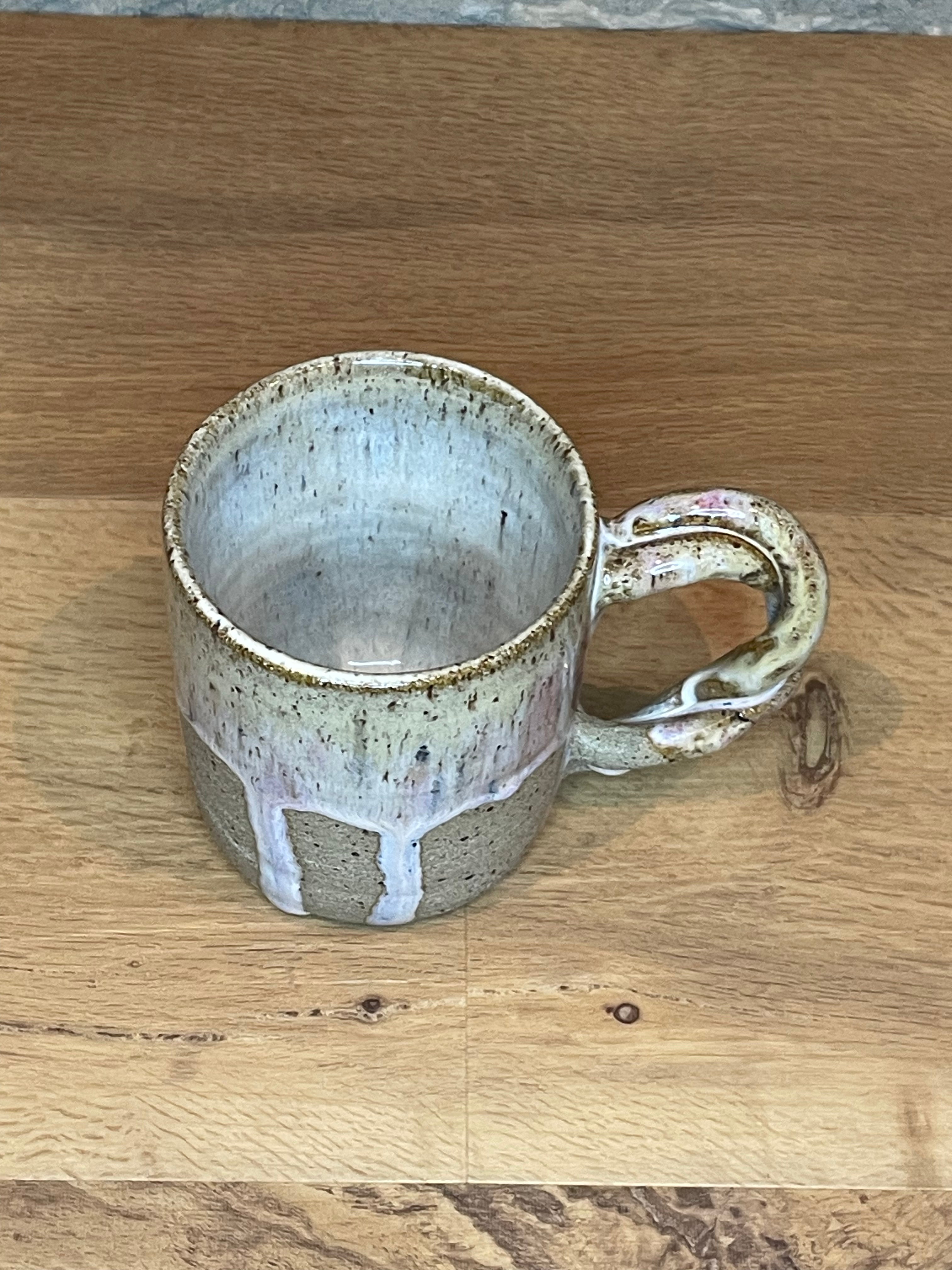 Mug - Lave Fleck Pink / Blue, Twisted Handle - 750