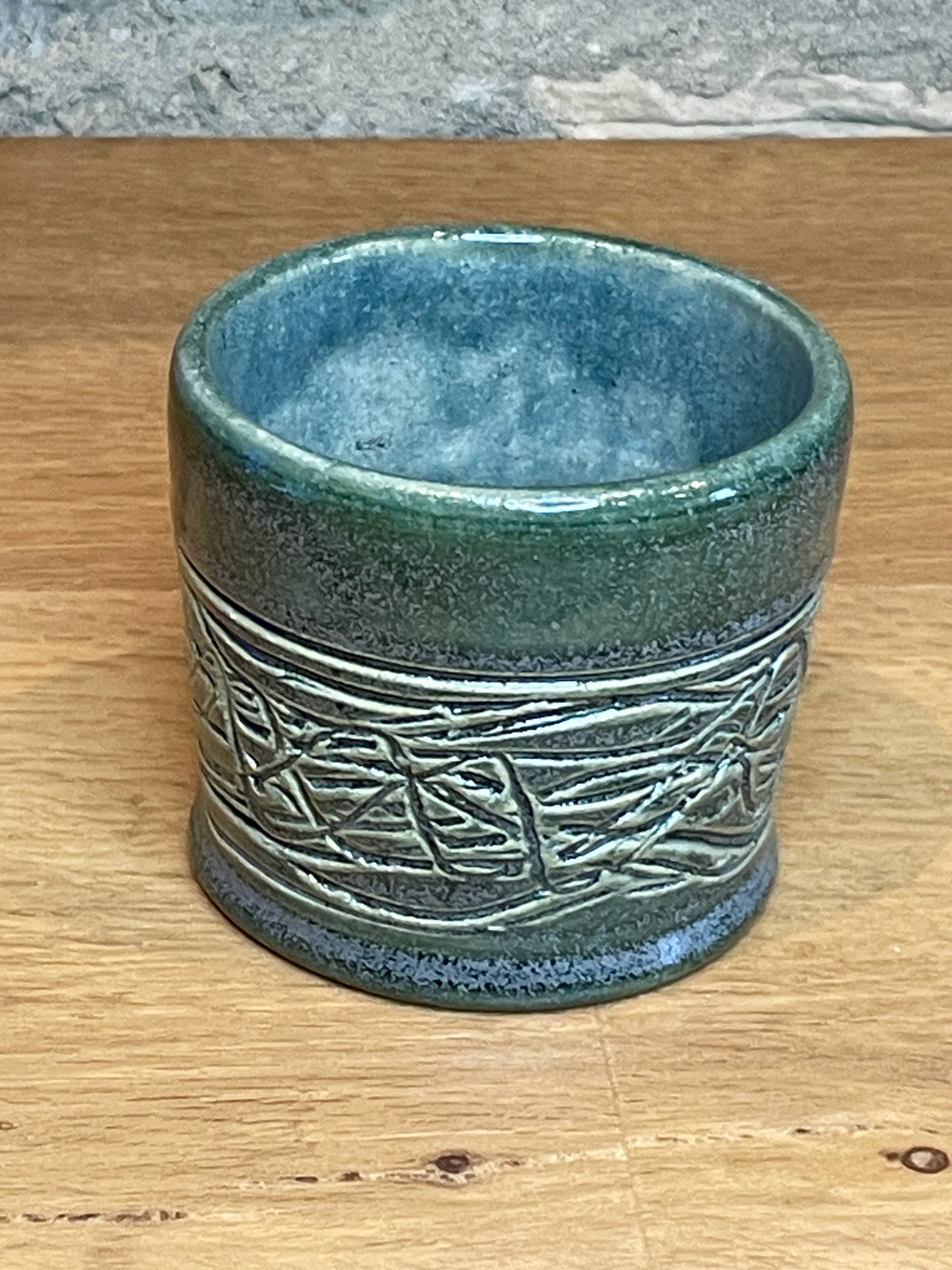 Vase - Green, Textured - 105