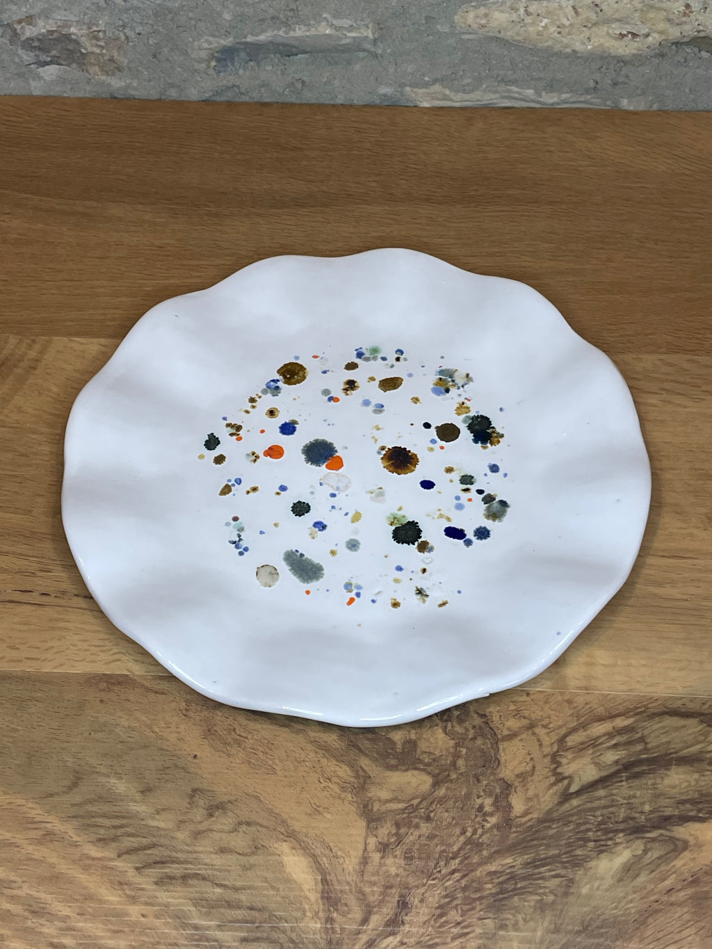 Plate - Wavy, White - 587