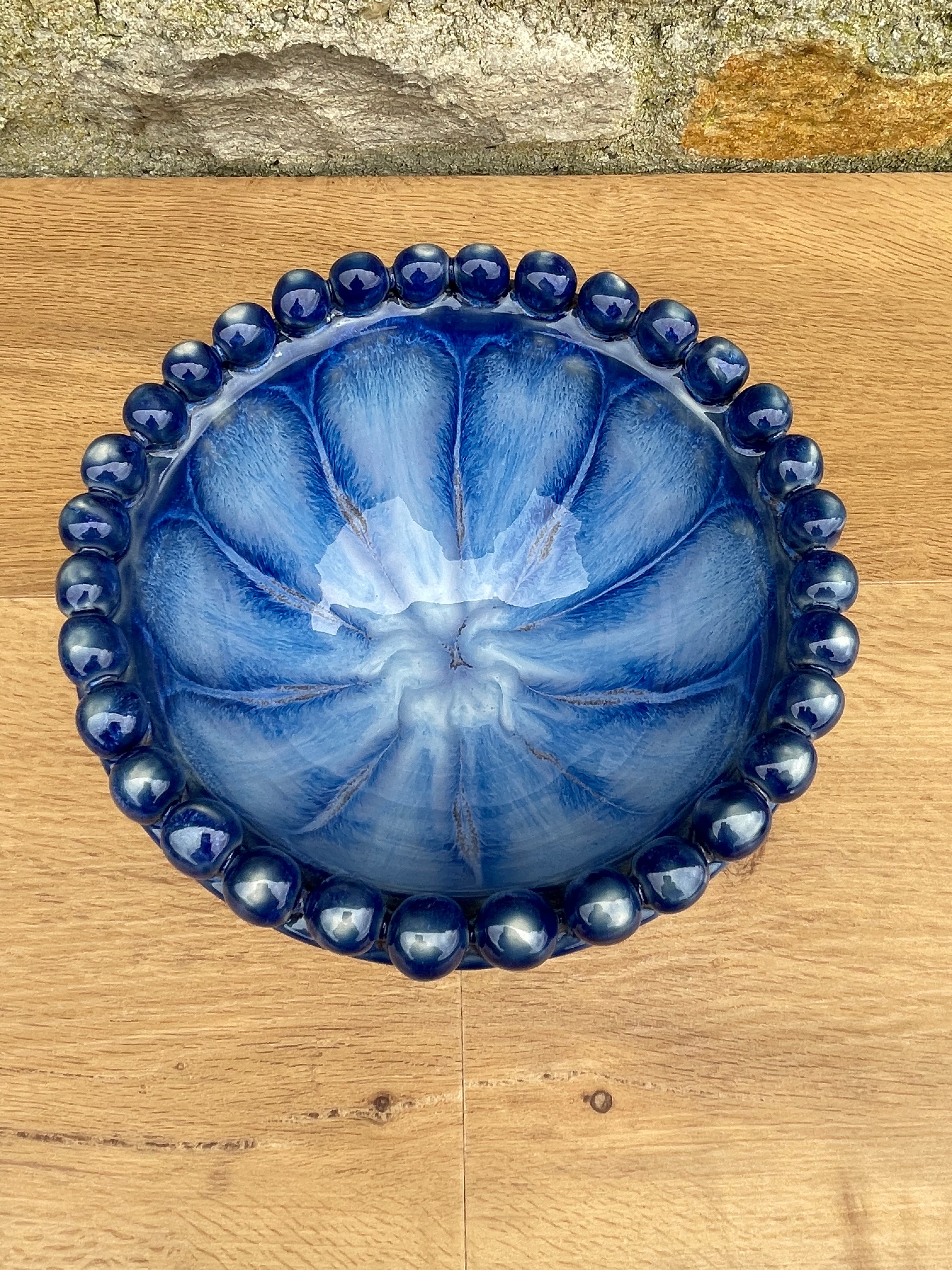 Bowl - Blue with beaded rim - 832