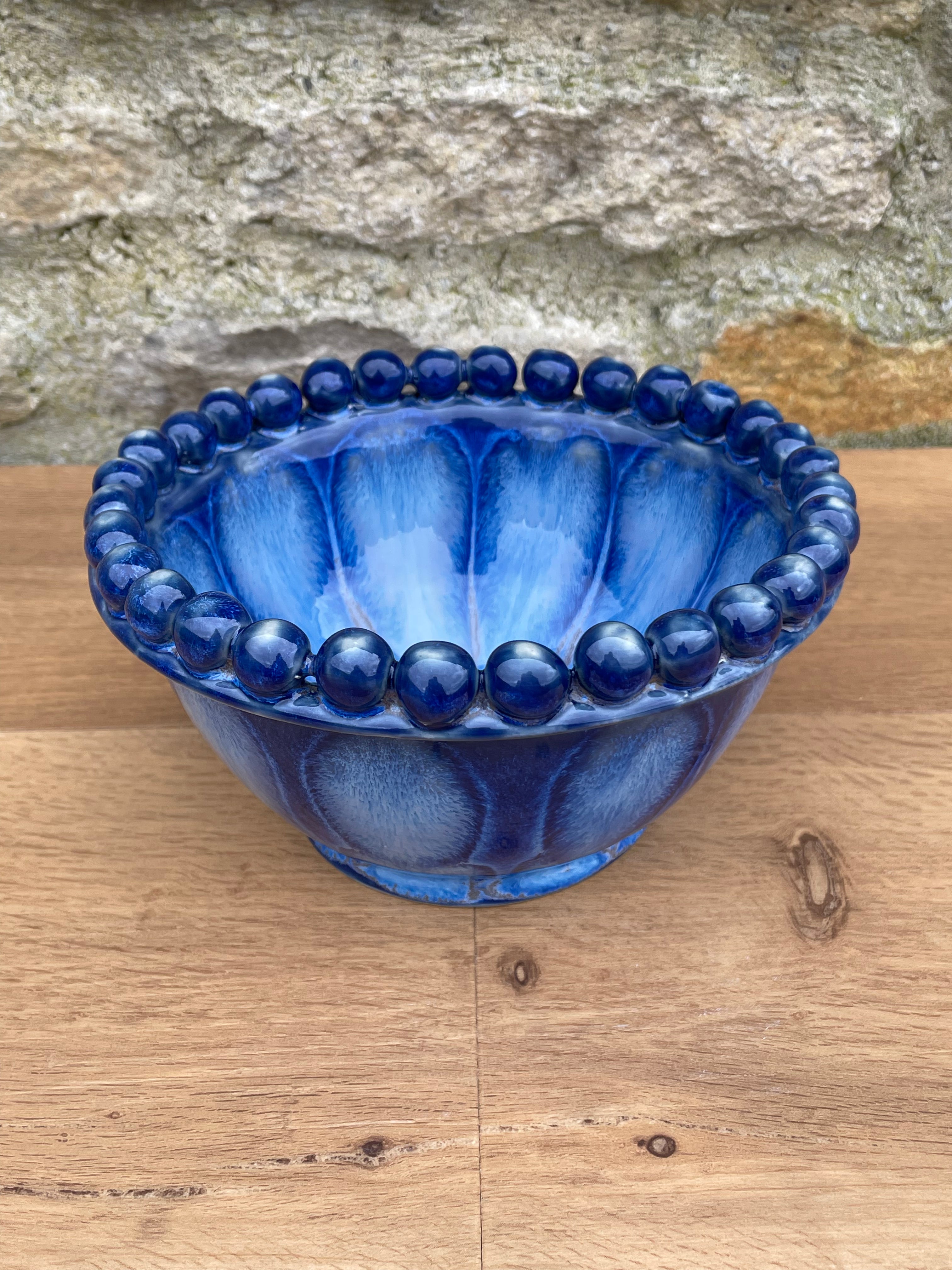 Bowl - Blue with beaded rim - 832