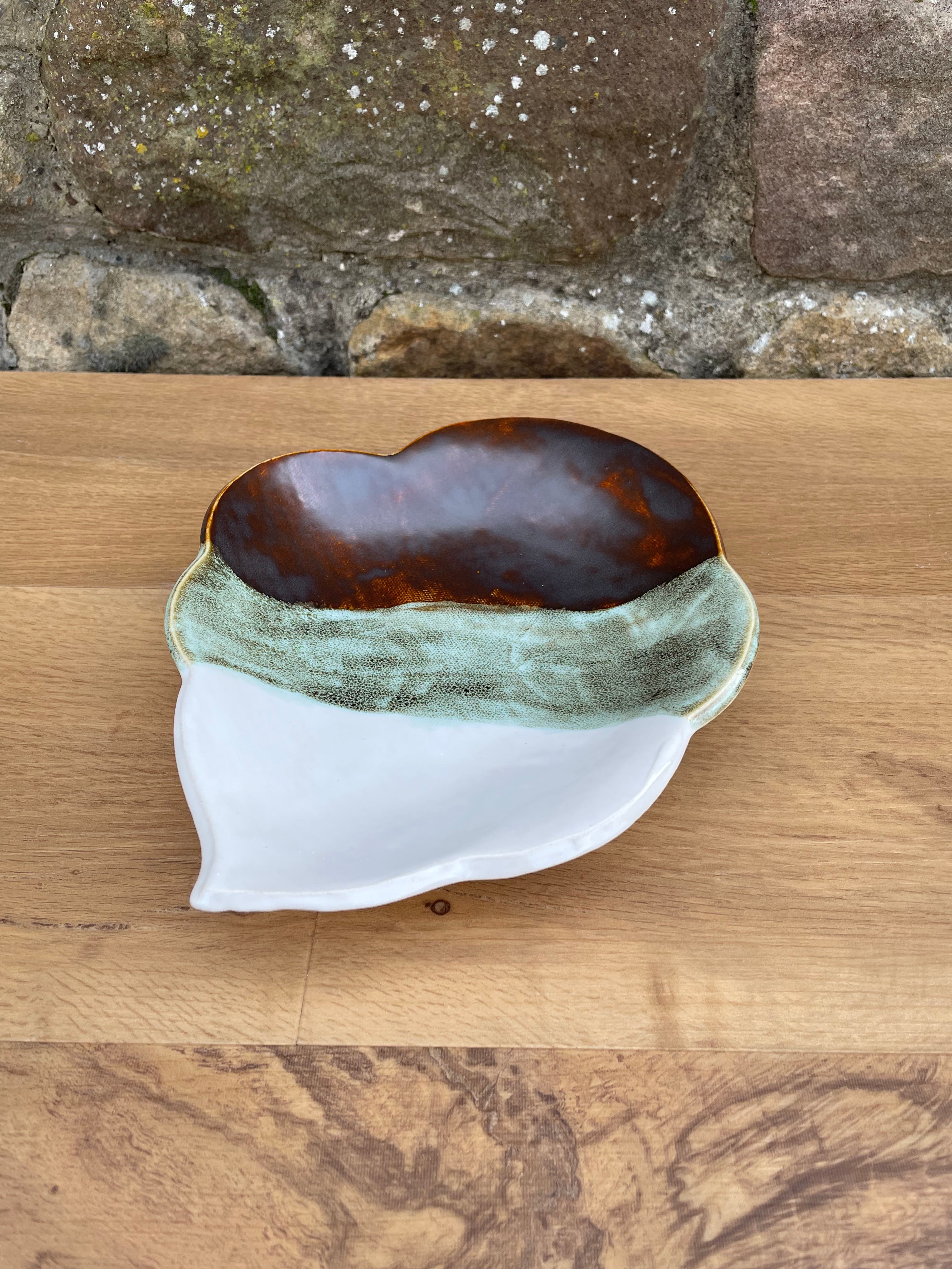 Dish - White, Brown & Green - 840