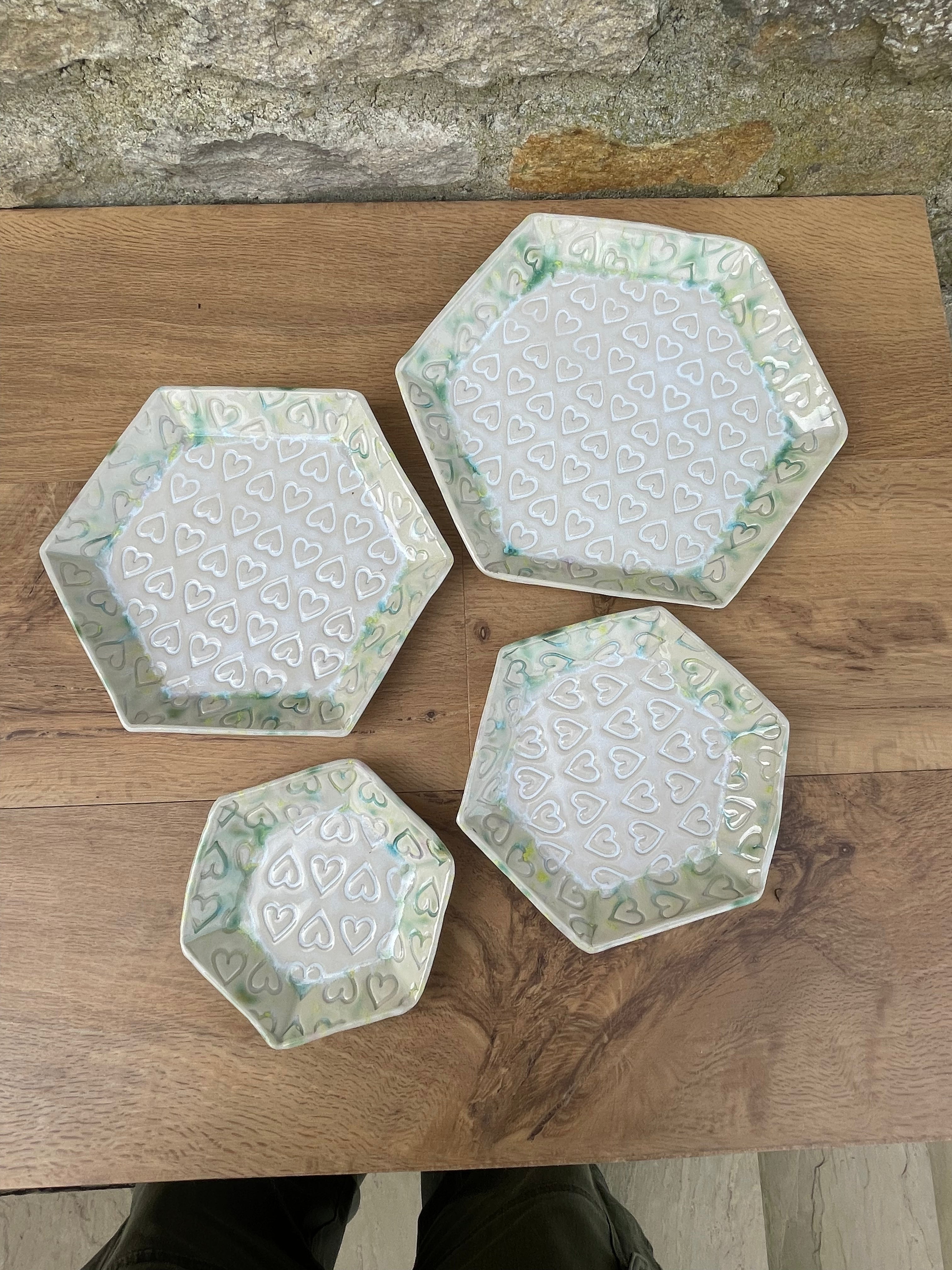 Plates - Set of 4 Nesting, White & Green - 849