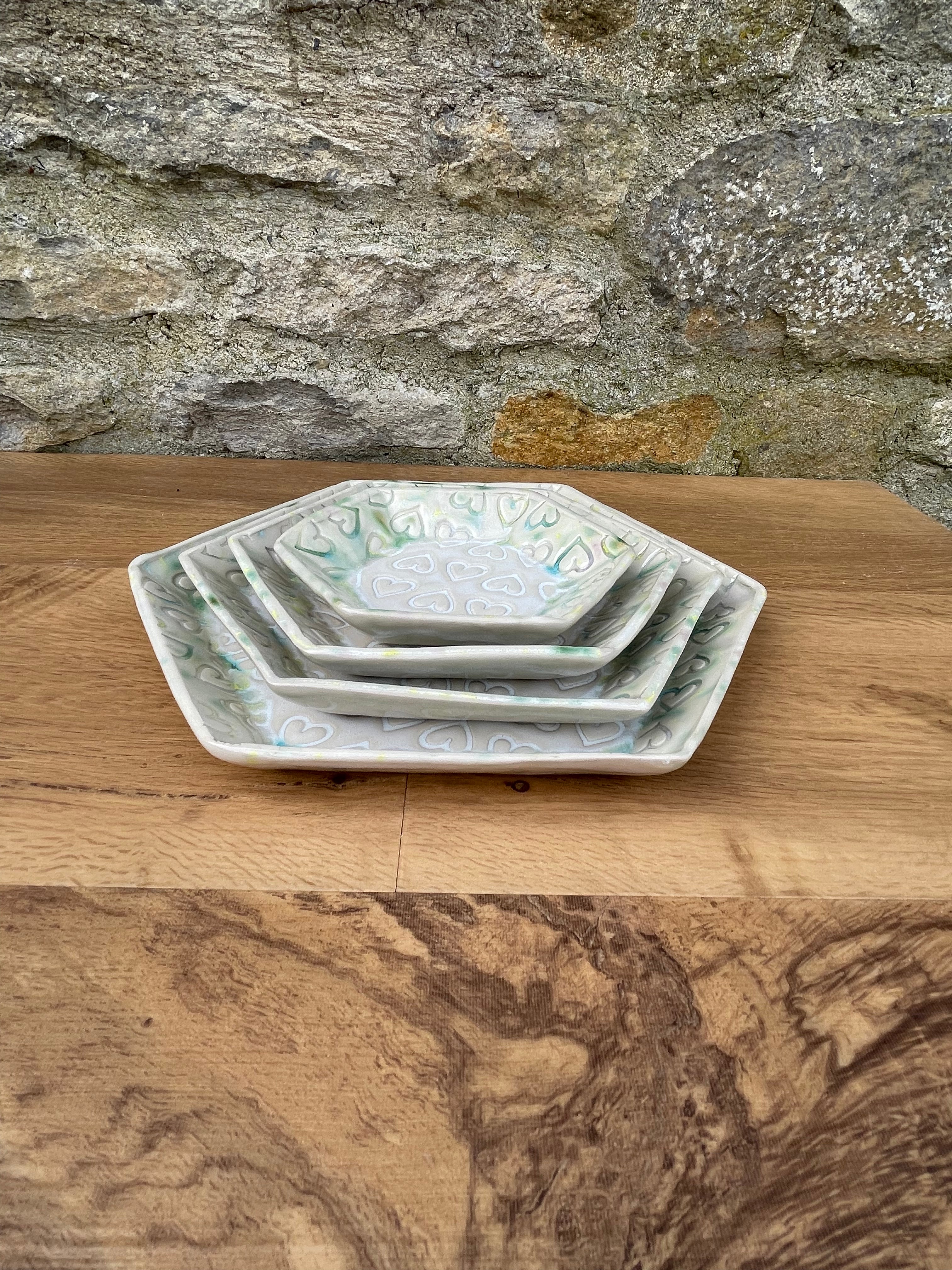 Plates - Set of 4 Nesting, White & Green - 849