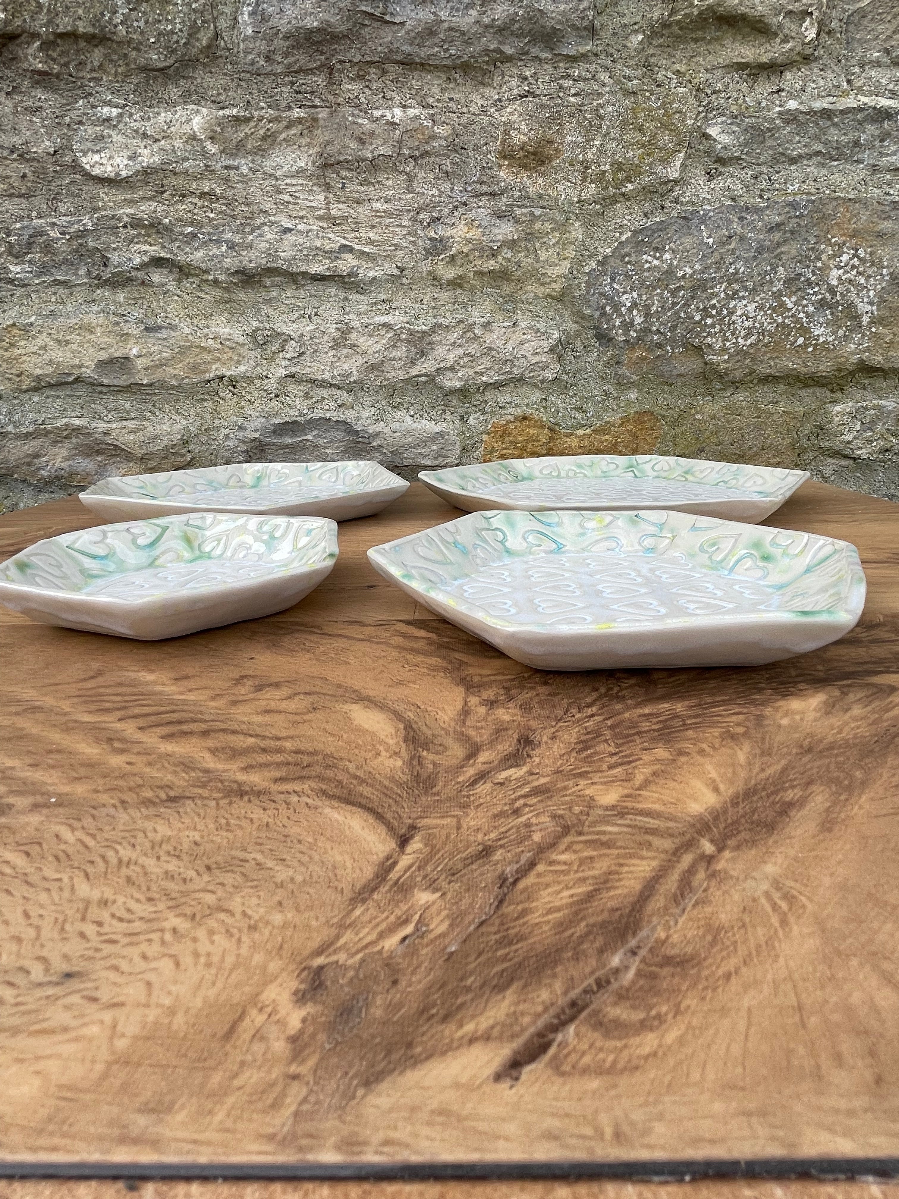 Plates - Set of 4 Nesting, White & Green - 849