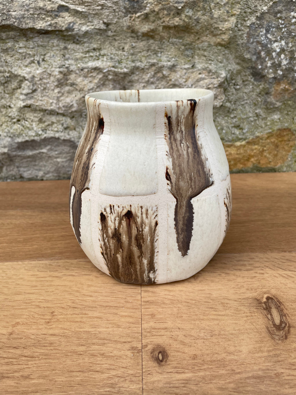 Vase - Cream & Brown - 847
