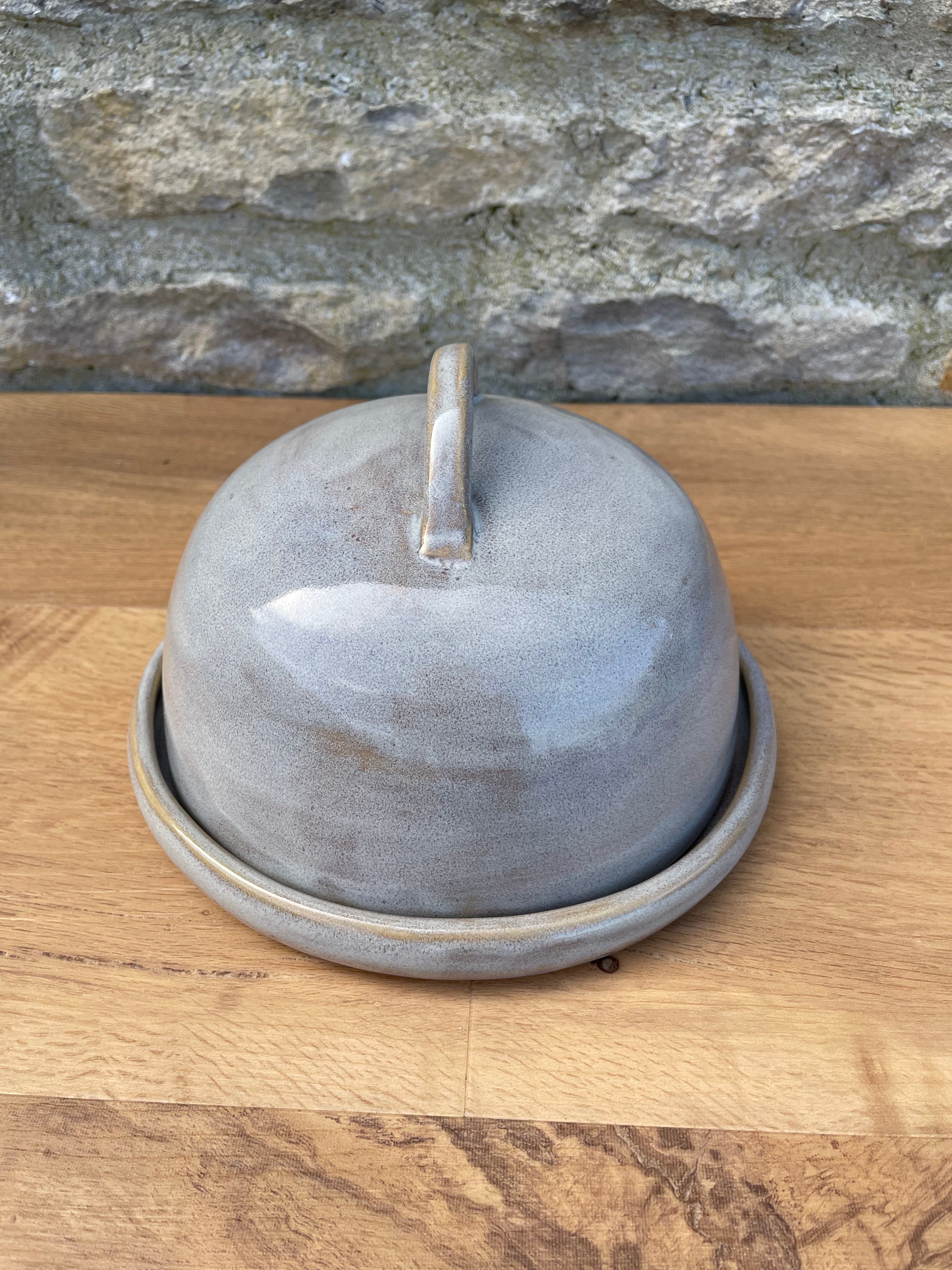 Butter / Cheese Dish - Brown - 870