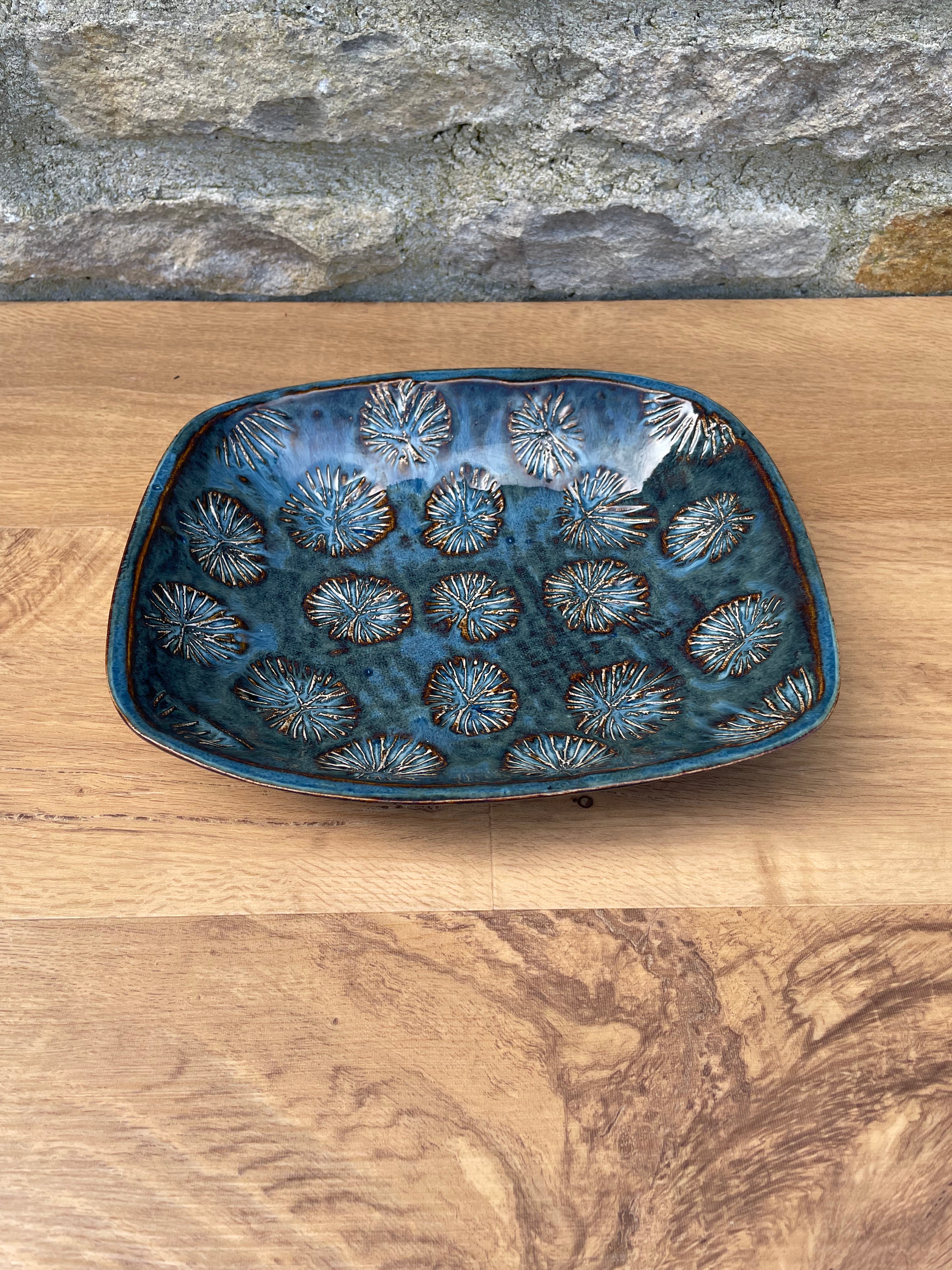 Dish - Oval Blue & Brown - 850