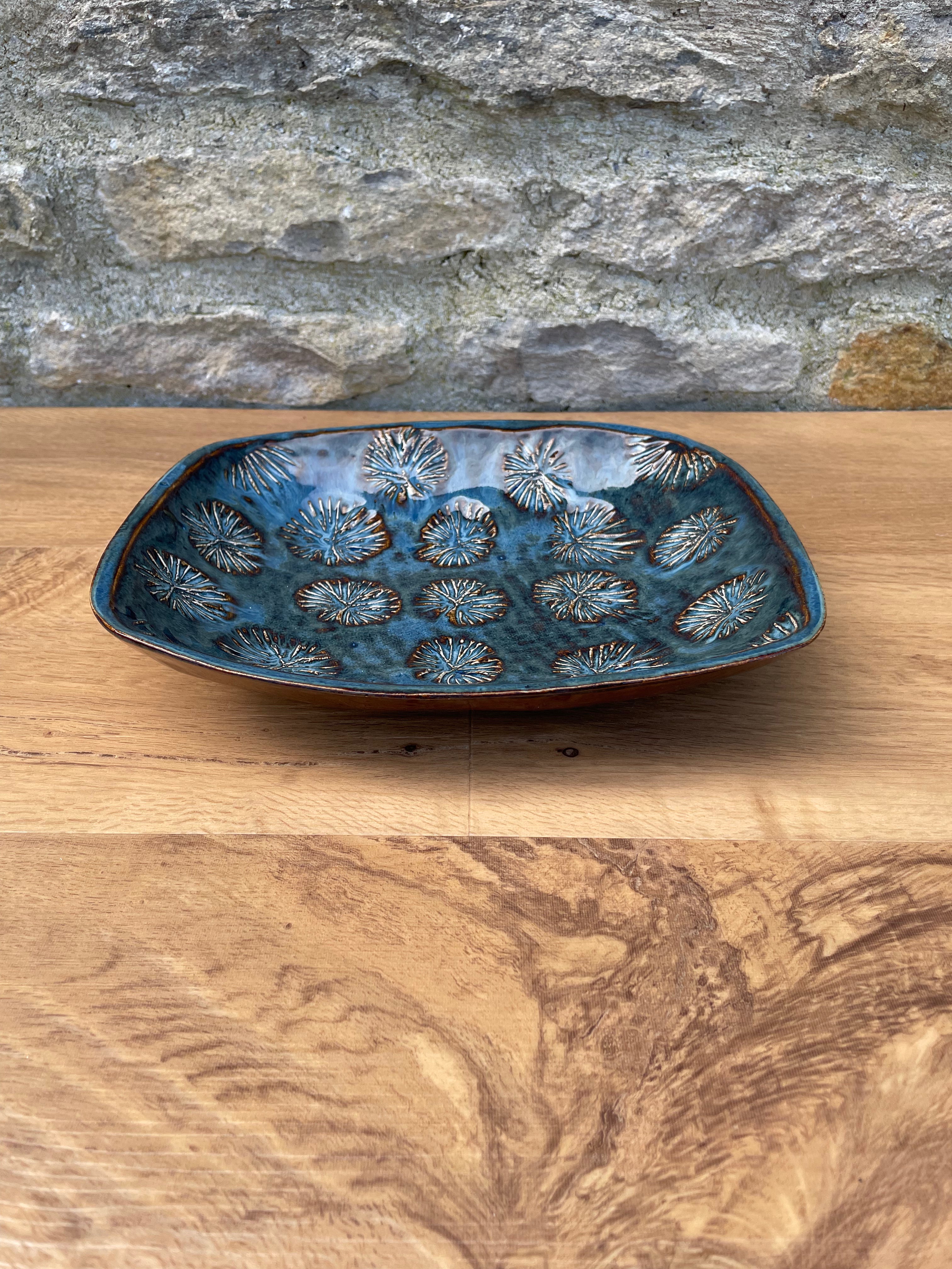 Dish - Oval Blue & Brown - 850
