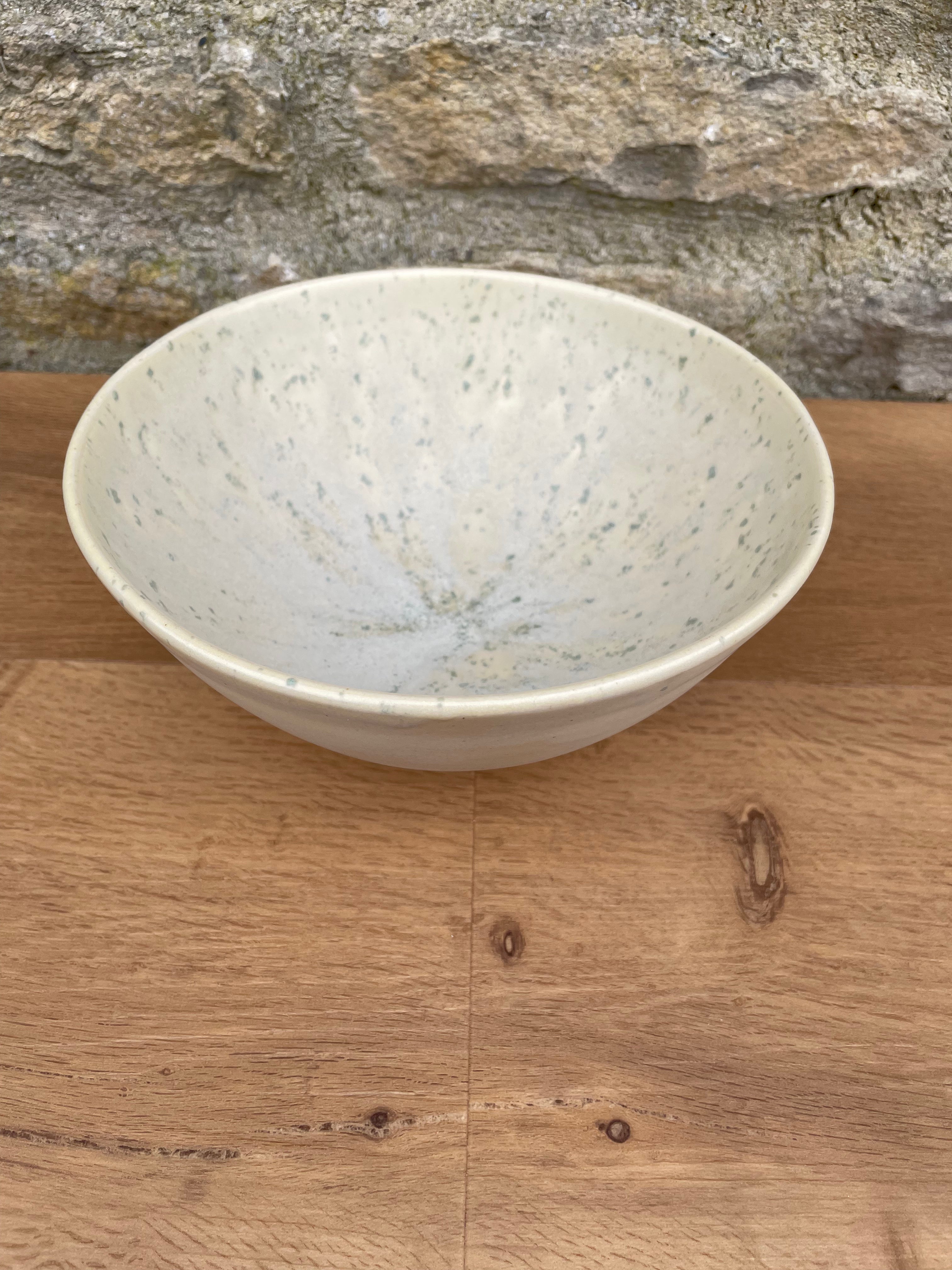 Bowl - Cream, Grey, Blue speckles - 909