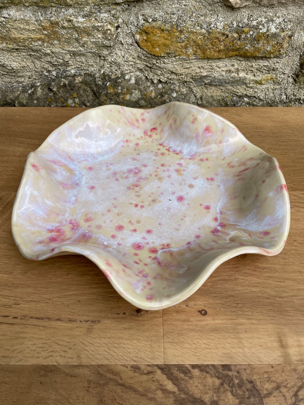 Bowl - Wavy Edge, Sandy, White, Pink Speckles - 944