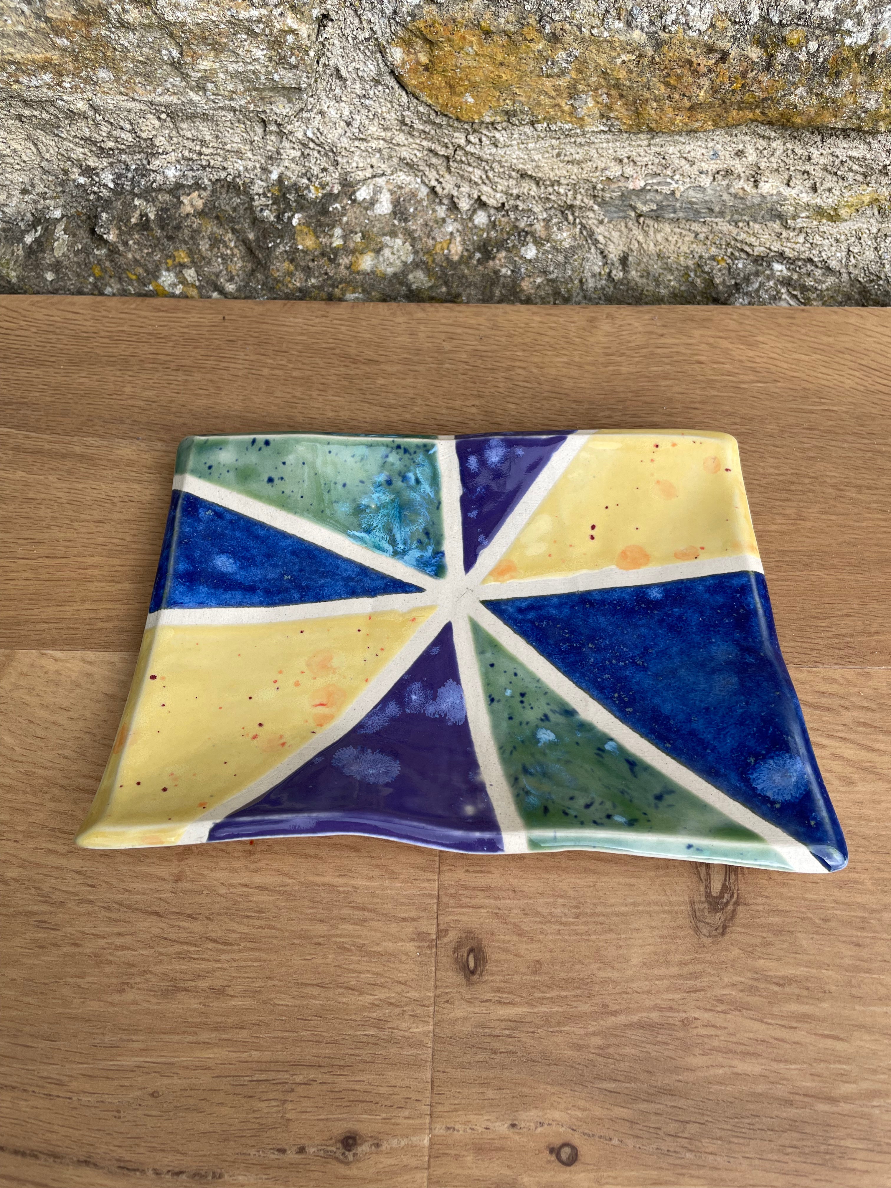 Dish - Multi Colour - 953